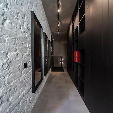 3 Storey Apartment With A Character And A Terrace 里加 外观 照片