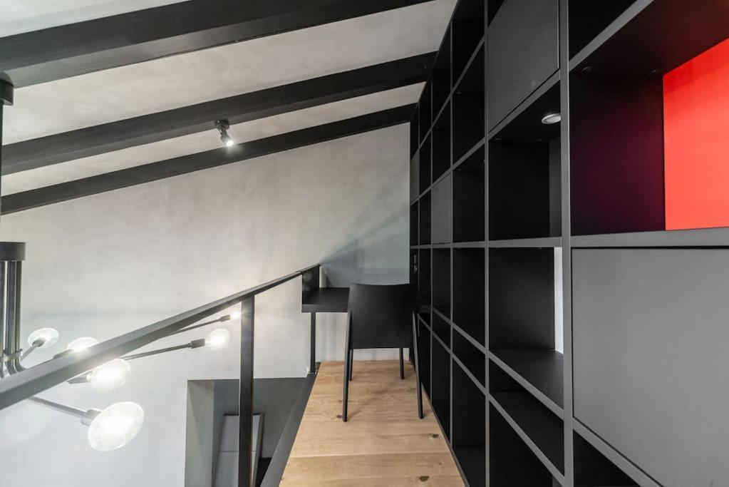 3 Storey Apartment With A Character And A Terrace 里加 外观 照片